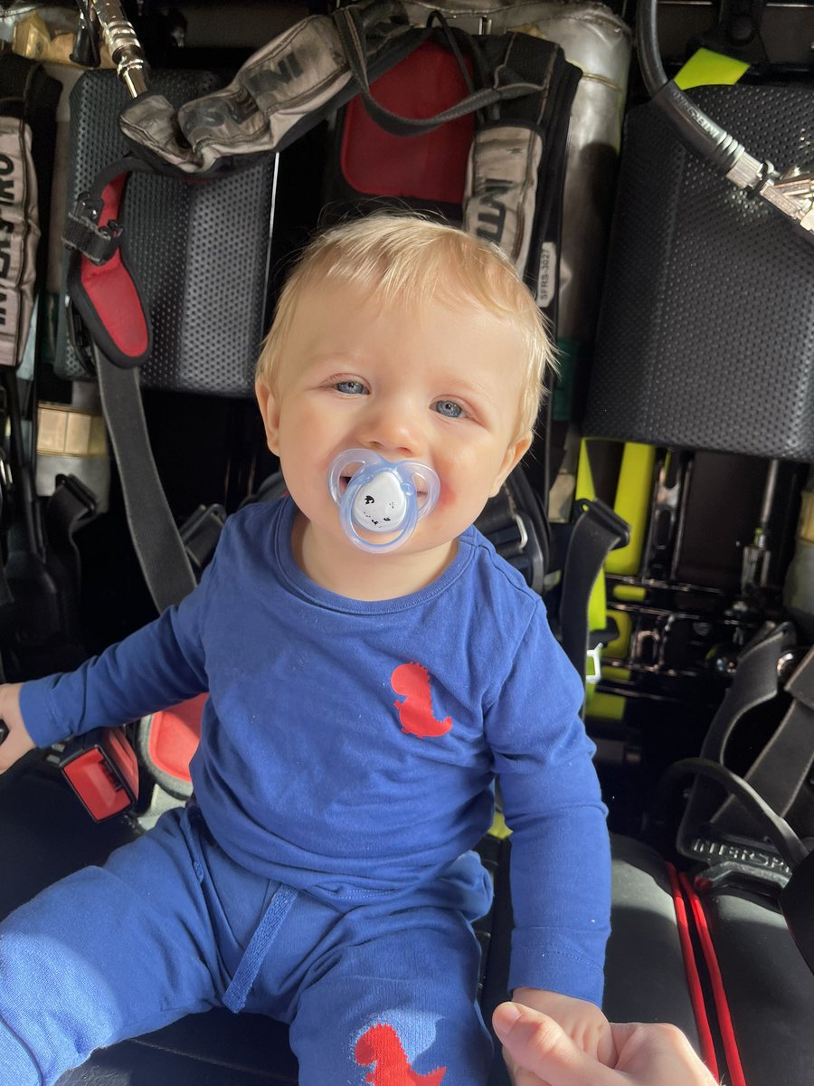 itsryan_evans's tweet photo. Finley’s first fire station open day and he loved it! 🐻 @SFRS_WL_oncall 

Think we may have a fireman in the making… 🚒 https://t.co/It422IgLKk