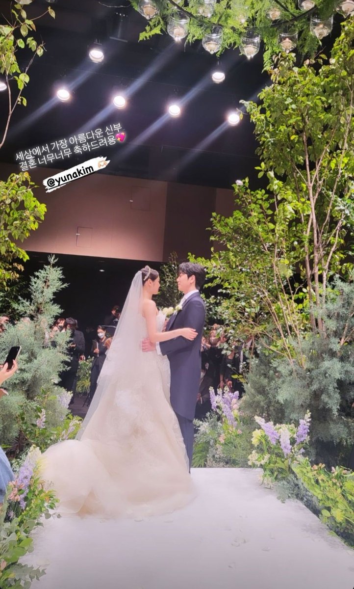 2022/10/22
#YunaKim #김연아
#고우림 #KoWoorim 
결혼식 
고우림 ♡ 김연아 
#박소연 인스스