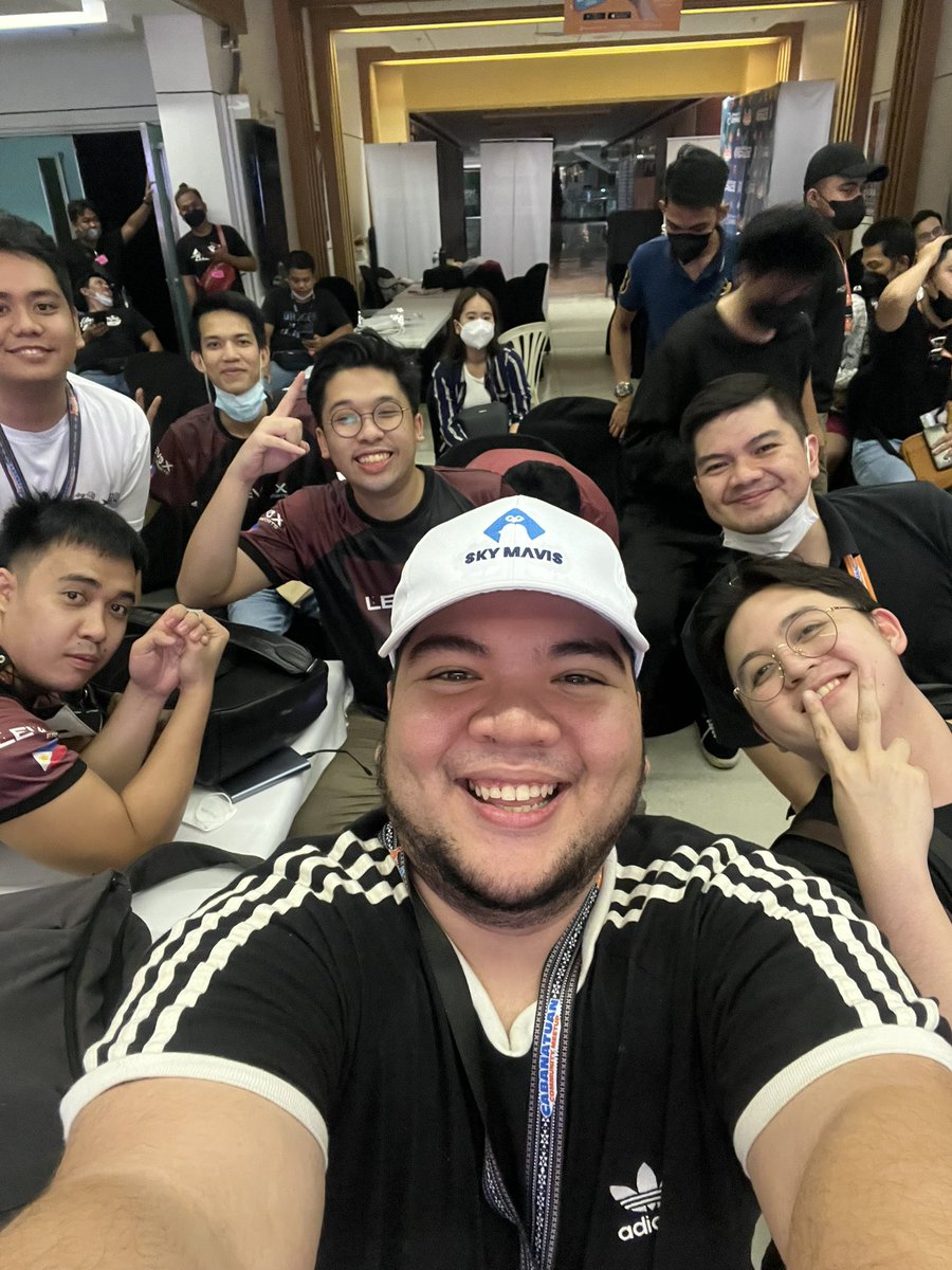 nixeniego's tweet image. Hats off to our partners for #CabsyCon @Blockchain_SPC for an amazing event.❤️

⭐️ 686 total attendees.
⚔️ ~200 tournament players.
🏆 Largest esports tourney in terms of scale and prize pool in Cabanatuan history

Thank you so much to @crlomndiola @dejen_bspc @petering_ 🧵

👇👇