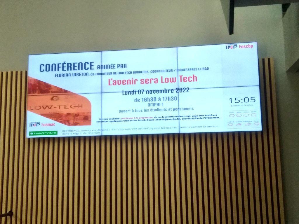 En plus la réfection de hall est vraiment en sympa... tt comme le programme des conférences pour les élèves et les personnels de l'ENSMAC !