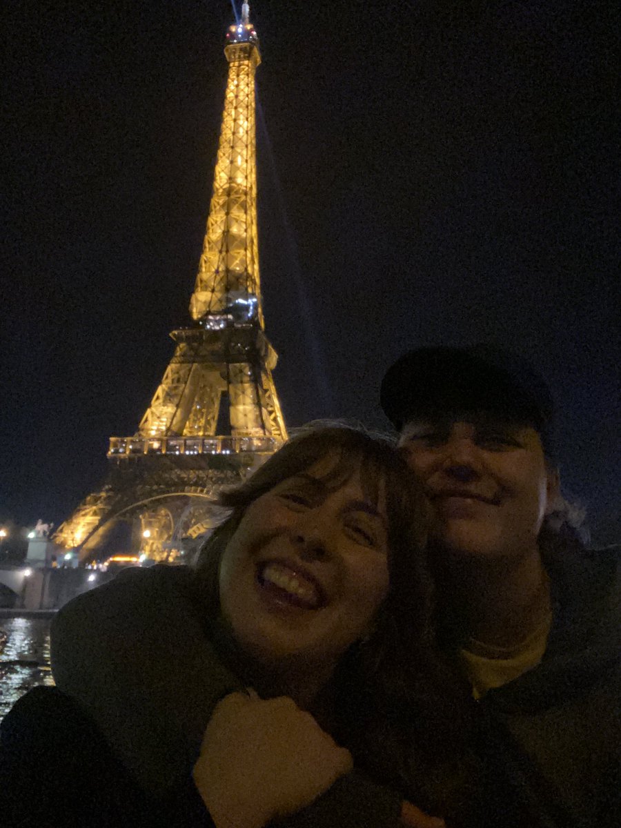 streetmadss's tweet photo. Paris https://t.co/wKKaApC4iR