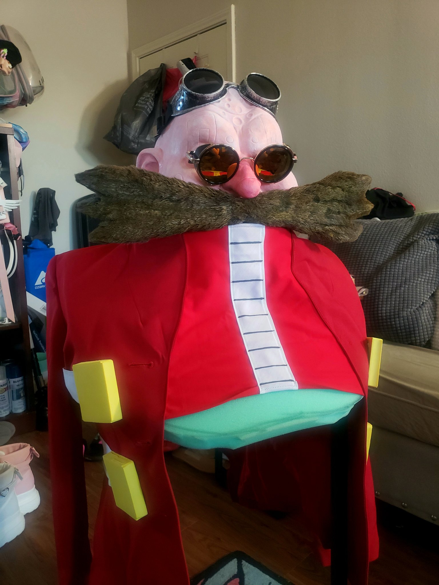 Logermeister on Twitter "Made a Dr. Eggman costume in 2 days, mostly