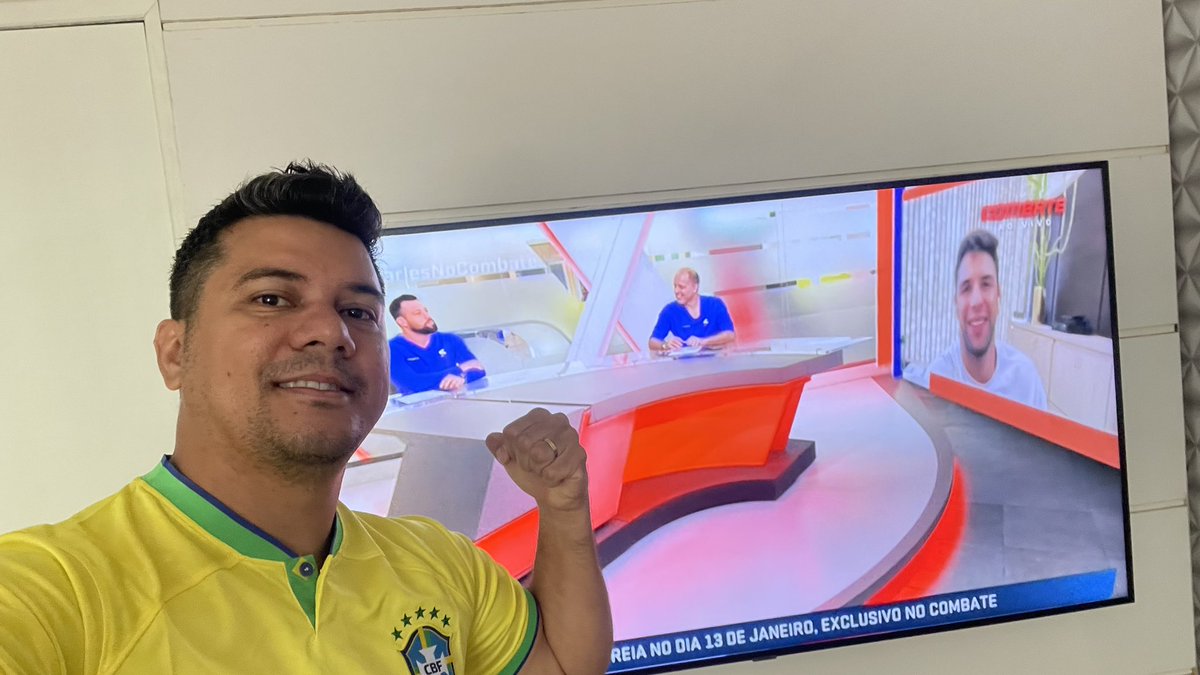 elves7's tweet photo. #CharlesNoCombate Na torcida por mais uma vitória dos Brasileiros e principalmente do nosso maranhense Borralho 😎🥋! #EquipeF5 SãoLuis/MA Oss https://t.co/lkK2uonAWo
