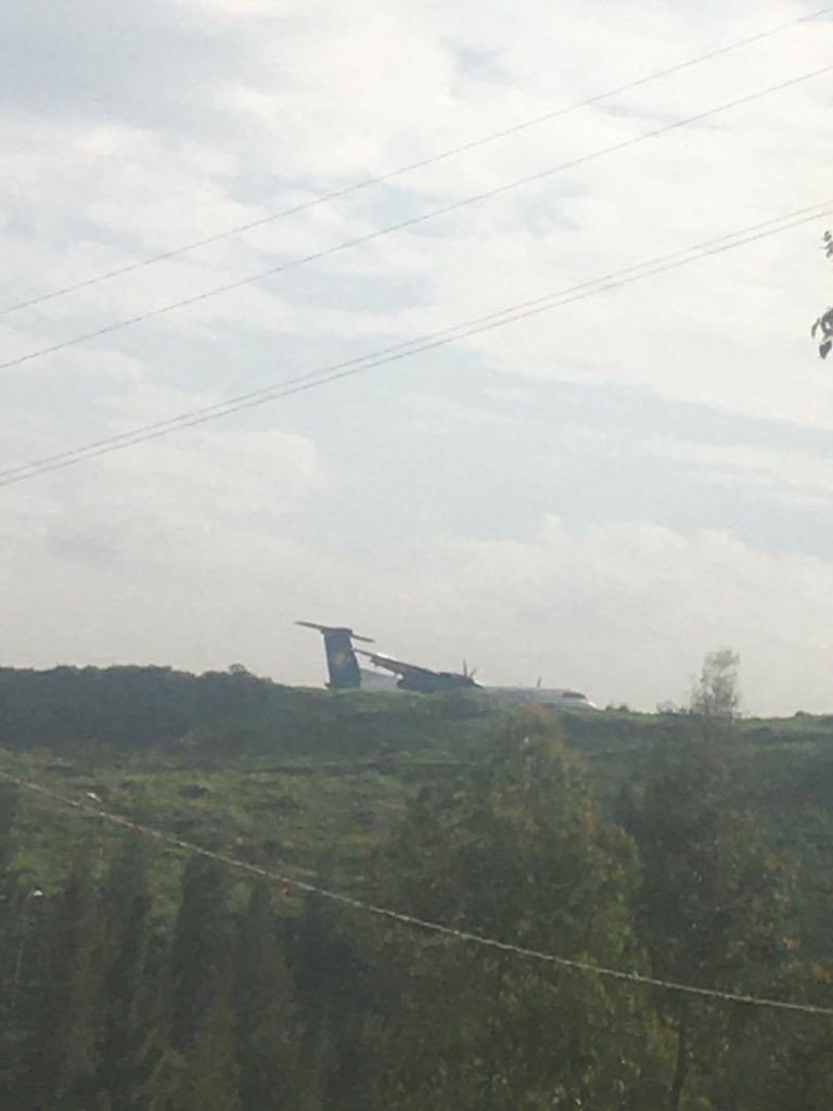 RwandAir flight skidded off the runway as it landed in Kamembe, Rwanda, today. The airline said there were no injuries

If it was in Zimbabwe, Hopewell, Chamisa &amp; other anti-Zimbabwe activists will be accusing Government and Air Zimbabwe for all sorts of things