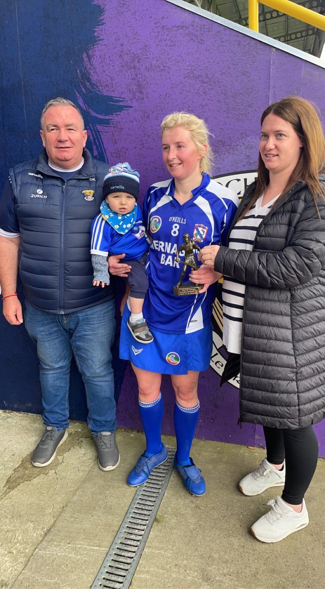 Our county champs, Captain Sinéad Stamp and Player of the Game Lorraine Fortune 💙🤍