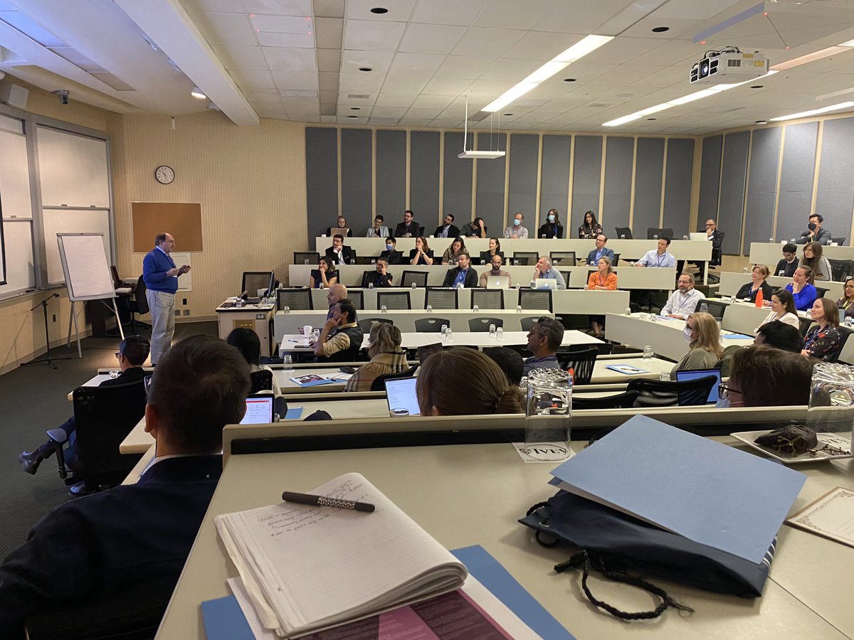 Great start to the 1st Canadian Movement Disorders Meeting. <a href="/ParkinsonCanada/">Parkinson Canada</a> is proud to support neurologists coming together to share &amp; learn to better understand and treat PD. Thanks to <a href="/DrAlfonsoFasano/">Alfonso Fasano</a> and Dr. Jog for organizing. <a href="/APStrafella/">Antonio Strafella</a> <a href="/kalialabs/">kalialabs</a>