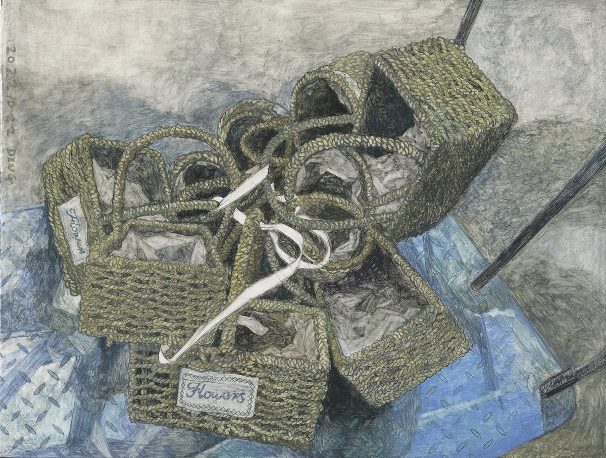 -Grayscale (@_goincircles) on Twitter photo 