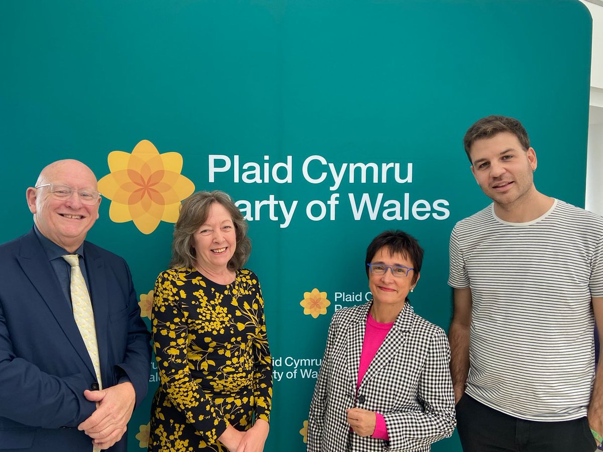 EFAparty's tweet photo. We were delighted to sponsor a debate on the meaning of 'Independence in Europe', with our panel:
- EFA President @lorenalacalleA
- EFA VP & Observer MEP @JillRhondda
- Josep Maria @Tirapu_ of @JoventRepublica
- Plaid Cymru MP @HywelPlaidCymru
#Plaid22 https://t.co/I7fjUskhDi