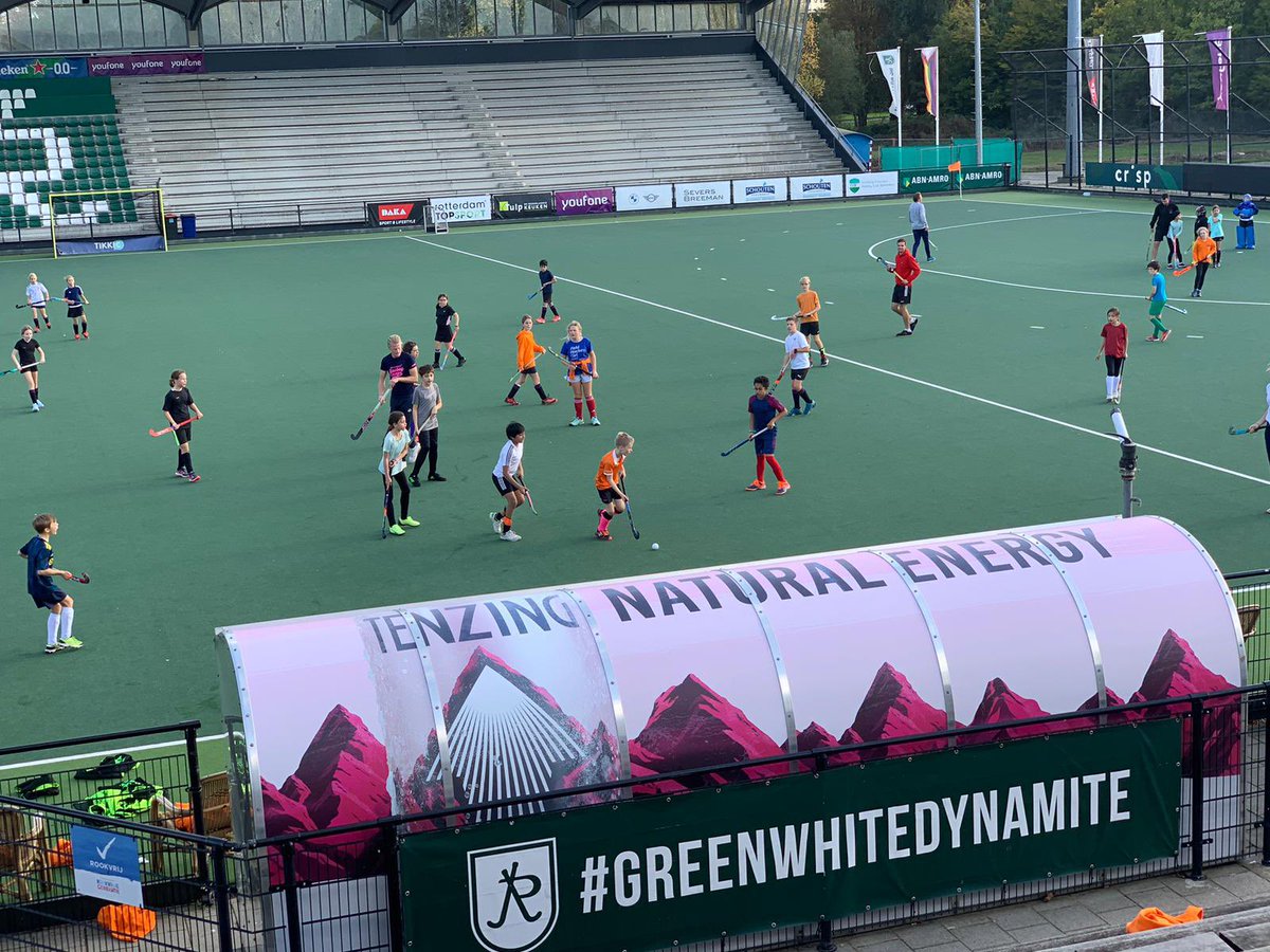 PersePrep's tweet photo. To end the session, we played a massive ‘coaches and teachers vs pupils’ hockey game! There are unconfirmed rumours of the pupils winning the game 1-0, but what we do know is that we all had a lot of fun!! 🏑🏑🏑 #PrepHockey #SkillsShow #BePurple #BeOrange https://t.co/A0v2SW5Nlu