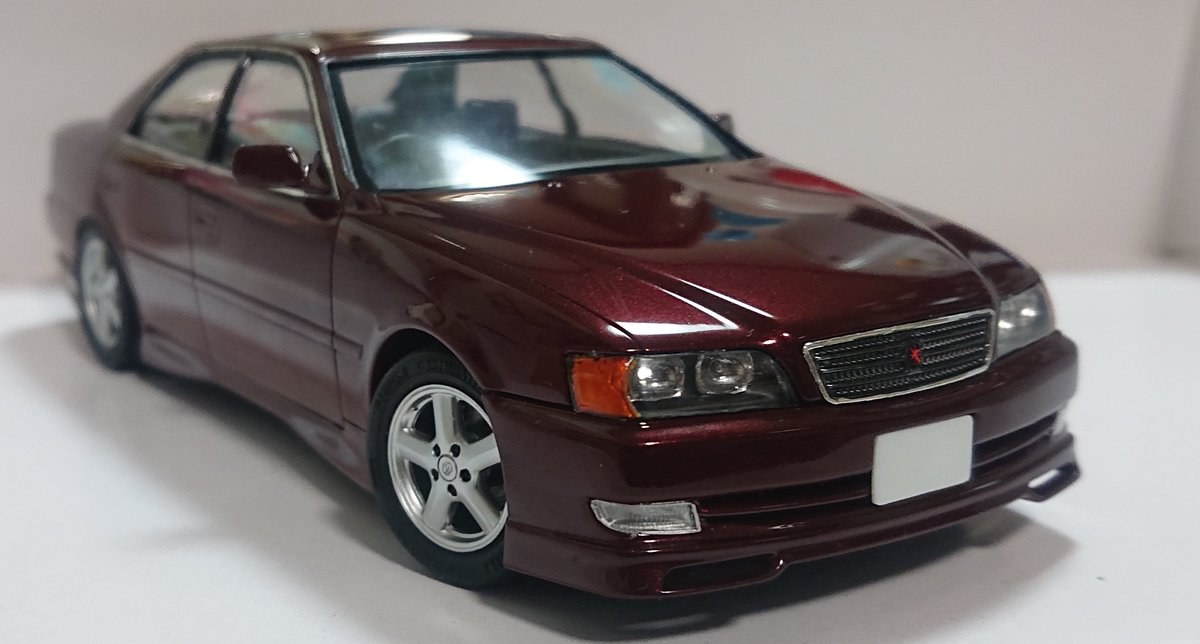 jz_model's tweet photo. アオシマ 1/24 トヨタ・チェイサー ツアラーV（E-JZX100-BTPVZ）
ワインレッドマイカ〈3L4〉
純正オプションフルエアロ
完成しました。 https://t.co/wihB15sQgo