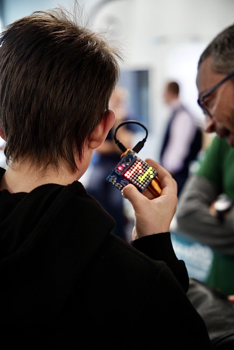 Nous clôturons ce week-end riche en savoir. Nous tenons encore à remercier nos organisateurs ainsi que nos sponsors pour le travail accomplis. Nous nous réjouissons de vous retrouver l’année prochaine ! 
.
.
.
.
.
#technologies #sport #EVENT #Neuchatel #conference