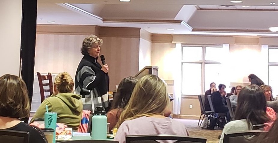 MonicaHousen's tweet photo. Today is a deep reflection day after a fantastic @ATMNE conference with so many of the greats! 
@TimBrzezinski 
@MFAnnie 
VT Senator Cheryl Hooker
 #fallinlovewithmath @VermontMath https://t.co/plHuTFM7SN