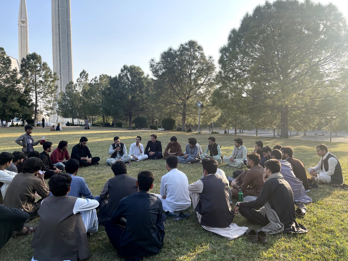 Majid_Momand's tweet photo. A #StudyCircle was arranged on Pashtu & Pashtunwali, A general overview by PSF Islamabad. Speaker was Dr. Himayat Ullah Mayar, Assistant Professor, QAU Islamabad. Students from NUML, QAU & IIU joined the circle. https://t.co/DhQKzUVhCM