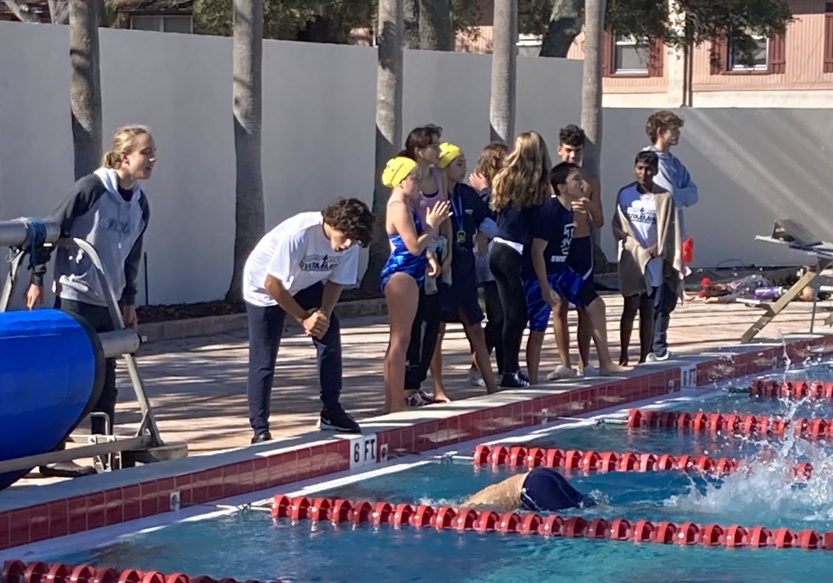 There is not a better squad than AATL Swim - cheering each other on all the time!! Parents just got a shout out from the announcer for their enthusiasm! 💙🙌🏻@AATLWildcats @Andy_Villamarzo @Biggamebobby @FryeChuck @FHSAA