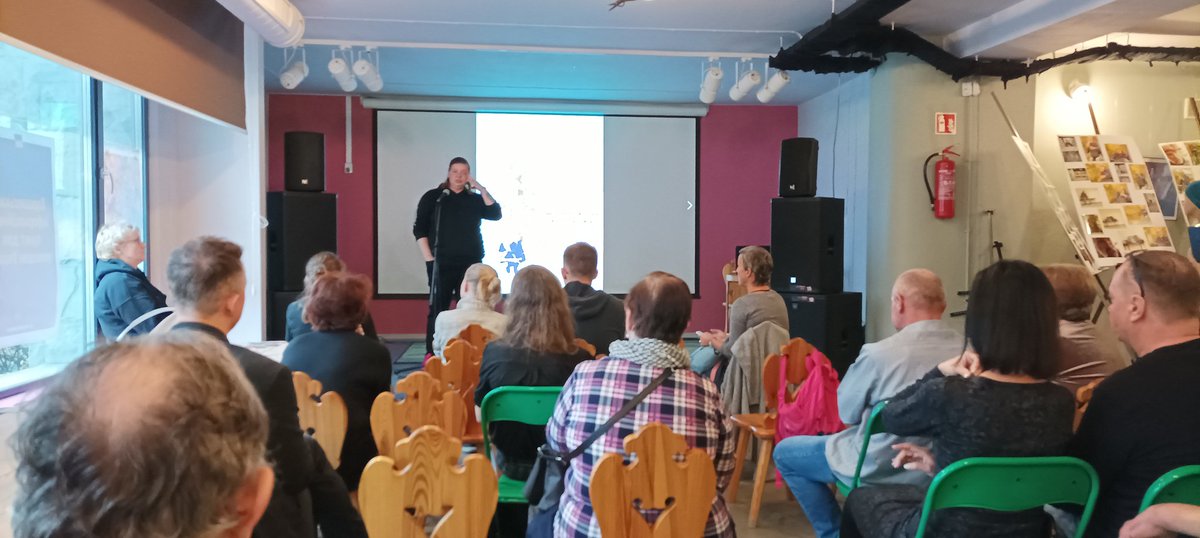 ATD_Europe's tweet photo. The #EndPovertyWeek which started on Monday with #EndPovertyDay marked by @NicolasSchmitEU @Europarl_EN @coe #CoEPresIRL & thousands of community groups in Europe, is ending today. We are grateful to members of ATD Poland & @EAPNPoland who gathered today for #IDEP2022 in Warsaw. https://t.co/KBRak58Lwe