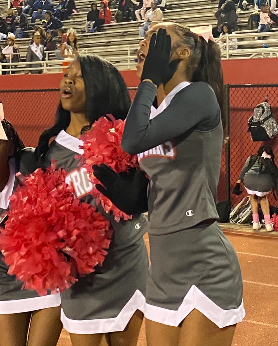 KamoraWorrell05's tweet photo. #hoco22 @bannekersga I Had A Great Time At Homecoming Last Night!! Ft. Our New Uniforms!! https://t.co/UX044pzwqz