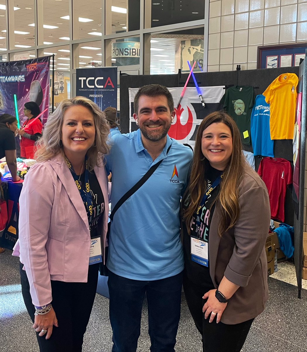 mr_soracco's tweet image. I got to meet the amazing duo @Jenallee1 (@jlo731 and @SalleeClark). Thank you for being at our conference!! #techtrek #TCCA2022