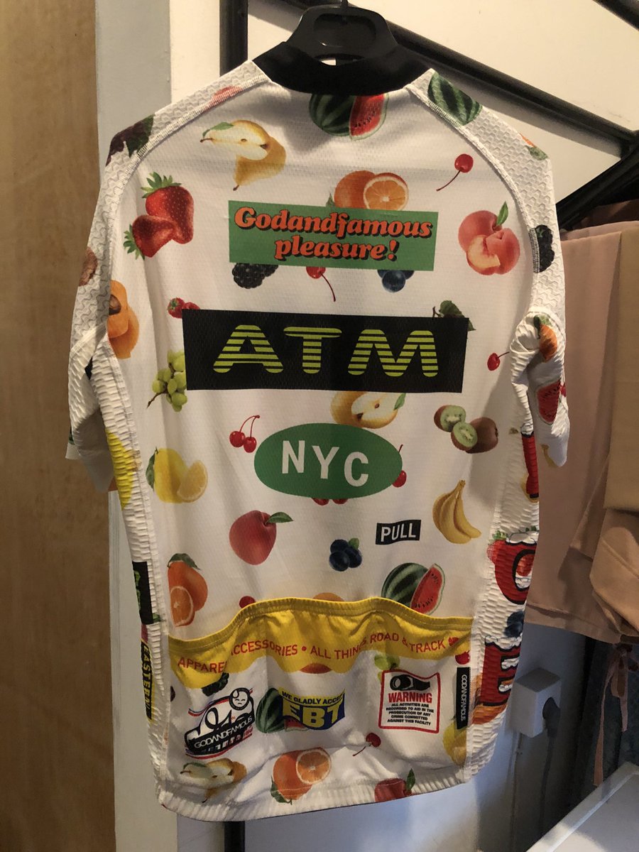 Pramonoprakoso's tweet photo. Forsale Godnfamous Jersey “BODEGA” Size L very good Condition 950rb  #fnfjb #fjb #frfjb https://t.co/0CyYbLb0Zw