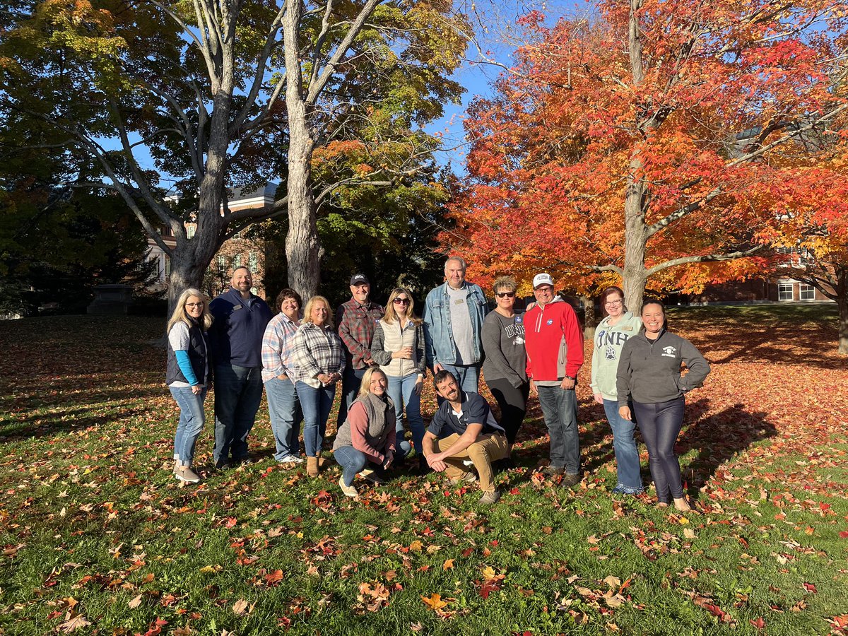 Hanging with the <a href="/UofNH/">University of New Hampshire</a> Parent Council getting ready for Family Weekend!