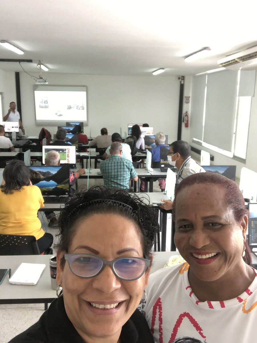 #EnEstosMomentos Desarrollo desde el @UNADCartagena, con importante participación de la comunidad Adulta