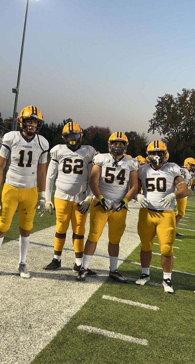 Check out this highlight! hudl.com/v/2Jb8kE
Sophomore varsity season over year 3 loading check out my end season highlight tape