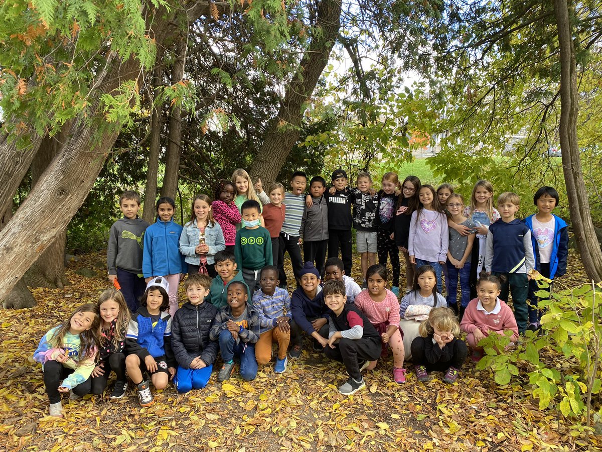MrsAitken7's tweet photo. So sad to be leaving @StBenedictOCSB but I know Ms.A is excited to come back on Monday!! I have loved teaching these kiddos. Thanks you St.Ben for everything! Where will I be next? 🤷‍♀️ https://t.co/ywEZkhKdum