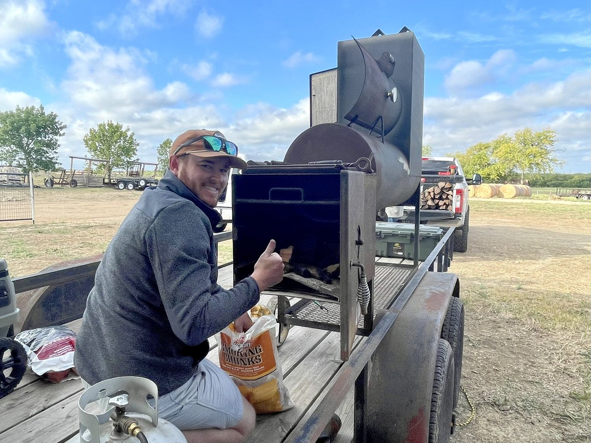 Are you ready for 50 Fellas Food Fest?! The pits are fired up, and it’s starting to smell good. We’ll see you at 6 pm! #fundraiser for @GeorgetownISD 50fellas.funraise.org