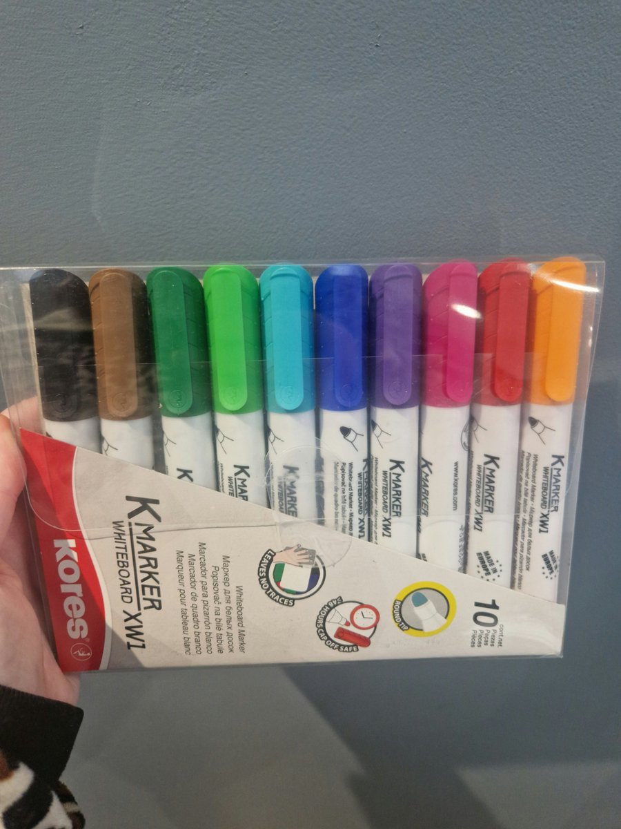 If my teachers in school had whiteboard pens in these colours I'd think they were pretty cool 😎 Roll on placement on Tuesday