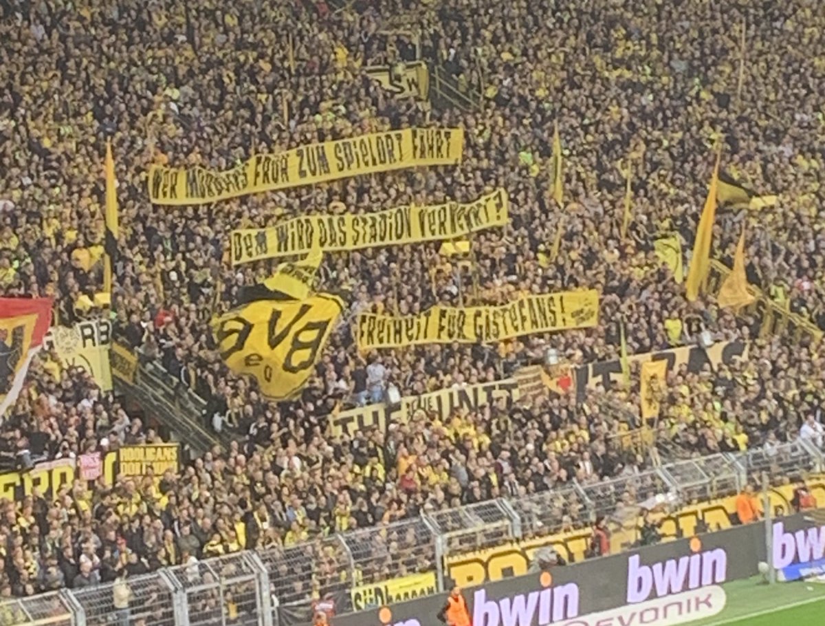 “You get up early to go to the game but then aren’t allowed in the stadium? Freedom for away fans!”

#bvb #bvbvfb