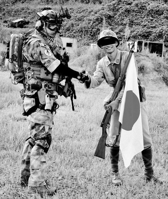 こういう過去と現代の兵士が出会うみたいなの良いよね。 