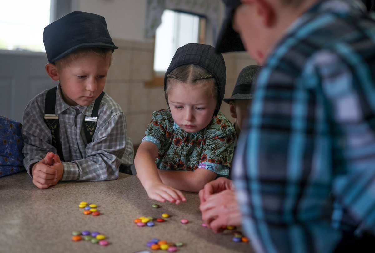 theglobeandmail.com/canada/alberta…  #Hutterites #canada #alberta #photojournalism