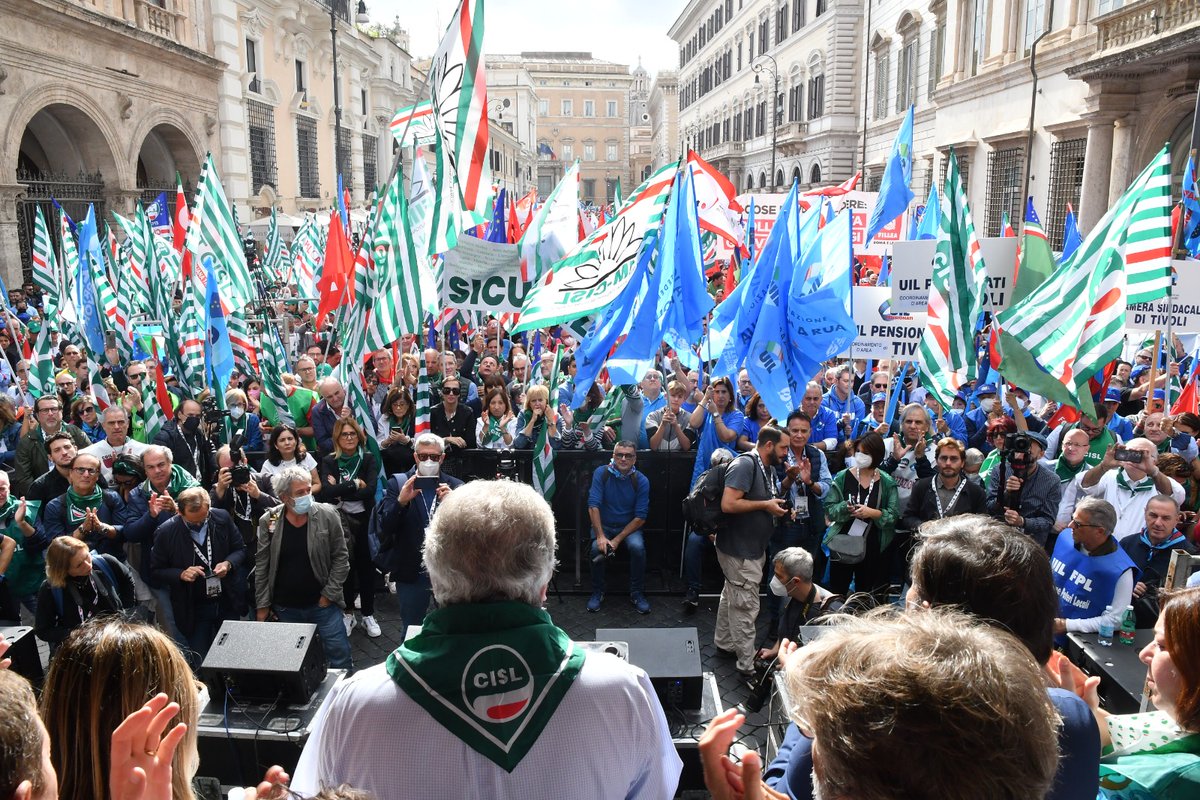 fai_cisl's tweet photo. #22ottobre #Roma 
📢 #FaiCisl alla manifestazione nazionale #CgilCislUil per la #salute la #sicurezza nei luoghi di #lavoro
#FaiPiùSicurezza #SosCaporalato #MaiPiùGhetti 
📸 👉 https://t.co/RvzmFbtkwt https://t.co/hVk6kPaj1C