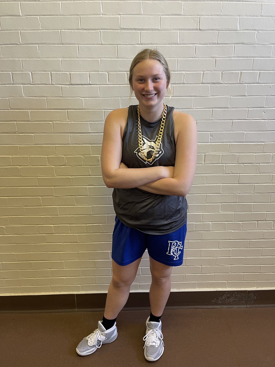 PCTWBasketball's tweet photo. Week 1 Hard Work Chain: Lexi Troup! 💪🏽 flex on em @lexitroup https://t.co/IfHkIb8pJn