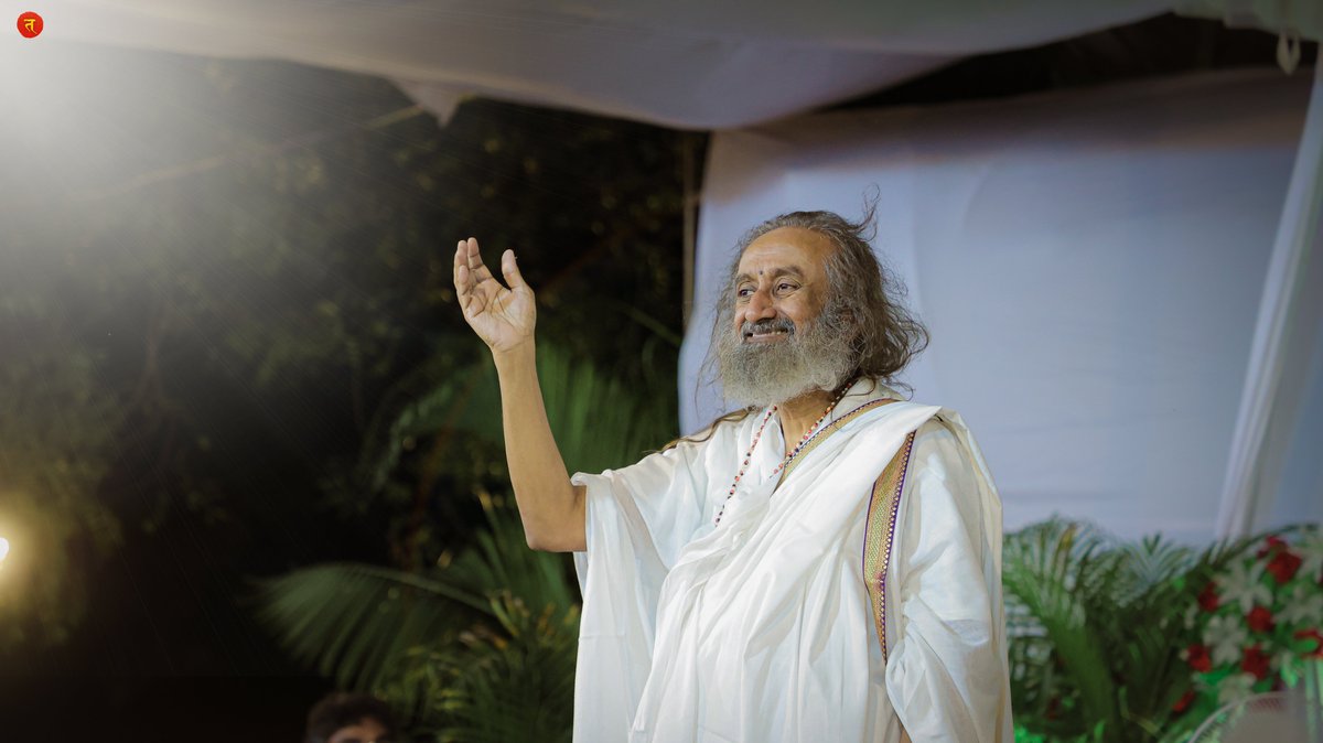 We_Tattvamasi's tweet photo. 𝐆𝐥𝐢𝐦𝐩𝐬𝐞𝐬 𝐨𝐟 𝐆𝐮𝐫𝐮𝐝𝐞𝐯 𝐚𝐭 𝐆𝐮𝐣𝐚𝐫𝐚𝐭 𝐚𝐬𝐡𝐫𝐚𝐦 𝐭𝐨𝐮𝐫 𝟐𝟎𝟐𝟐
#gurudevtour2022
#gujaratashram
@SriSri
#Gurudev #SriSriRavishankar #Artofliving #ArtbyTattvamasi #Love #MasterofLove
1/2 https://t.co/3Jw3B153oD