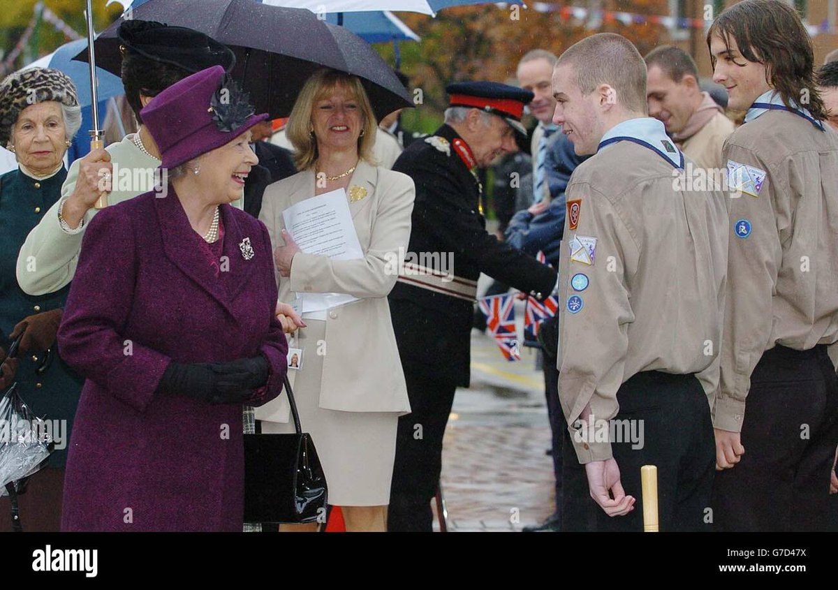 Mace on Twitter "royal flashback "The Queen met pupils, staff and