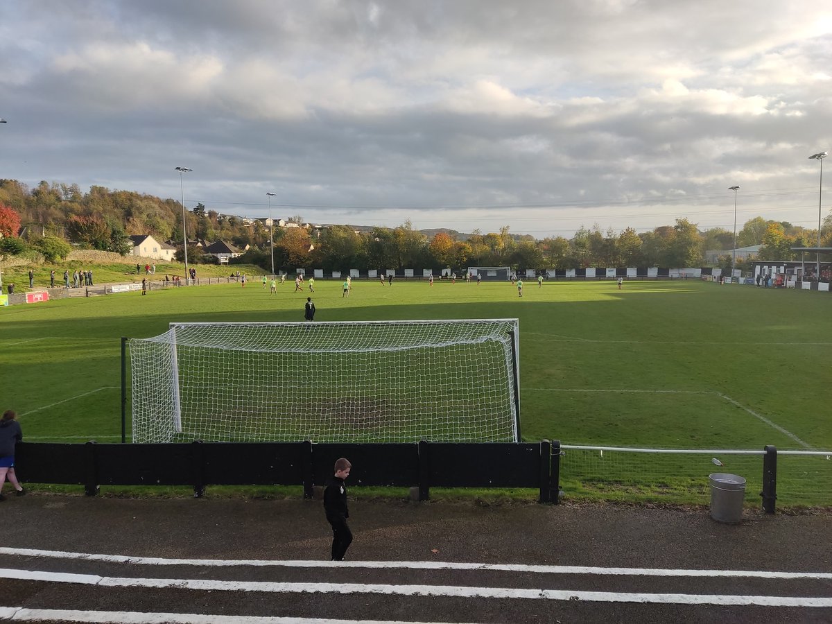 dandouglio's tweet photo. FA Vase. 

Kendal away. 

4-3 up with 10 to go but down to 10. 

Thriller. https://t.co/USkkMg5H1g