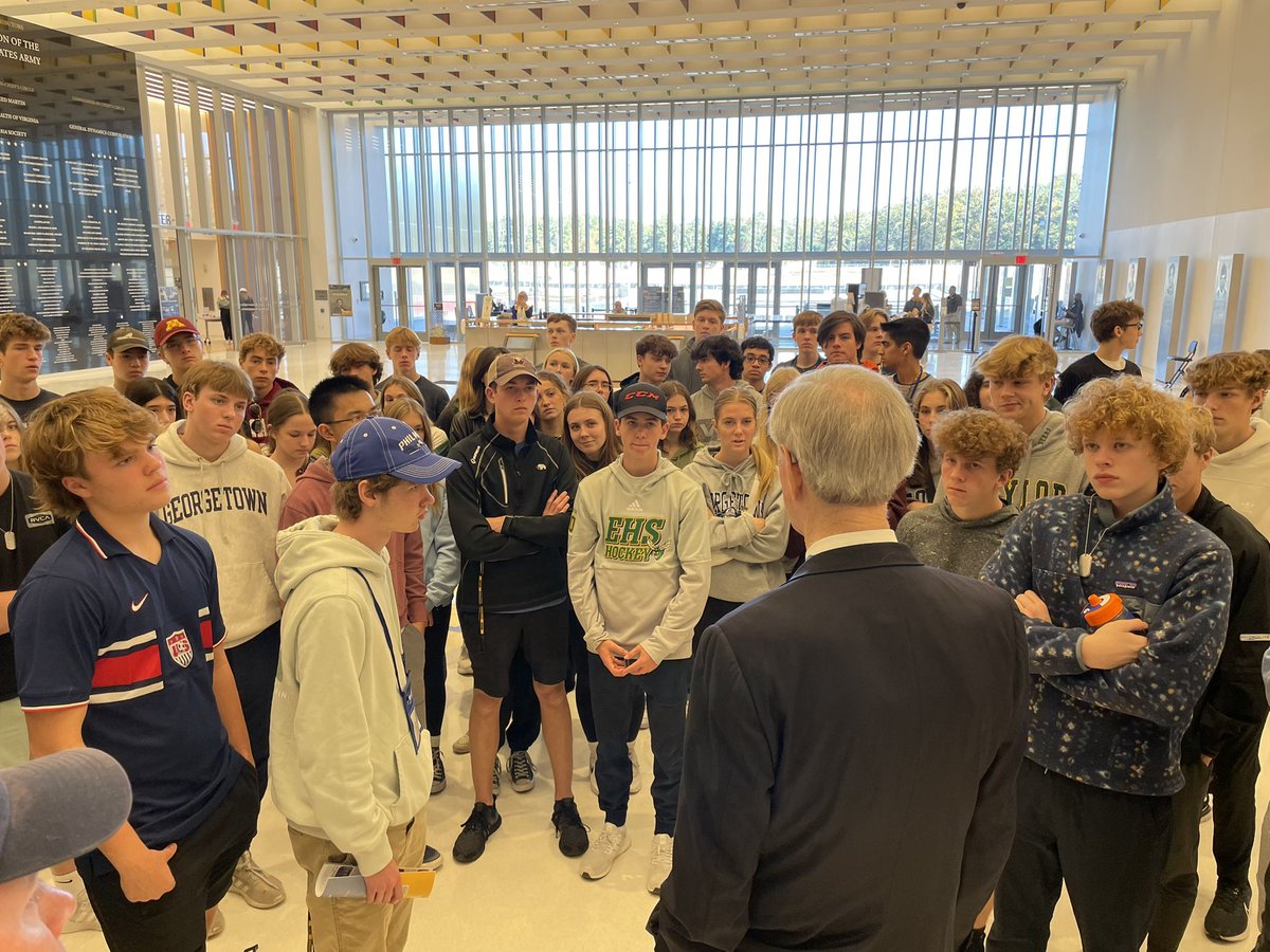 ErikAndersonMN's tweet photo. The best part of student travel is unplanned encounters. Our students just had the chance to meet (Ret) Lt. Gen Bob Foley, Congressional Medal of Honor winner for his service in Vietnam. He spoke to us about service and how leaders need to listen! #ehsgov @WorldStrides #GoArmy https://t.co/YzDFNFGhGd