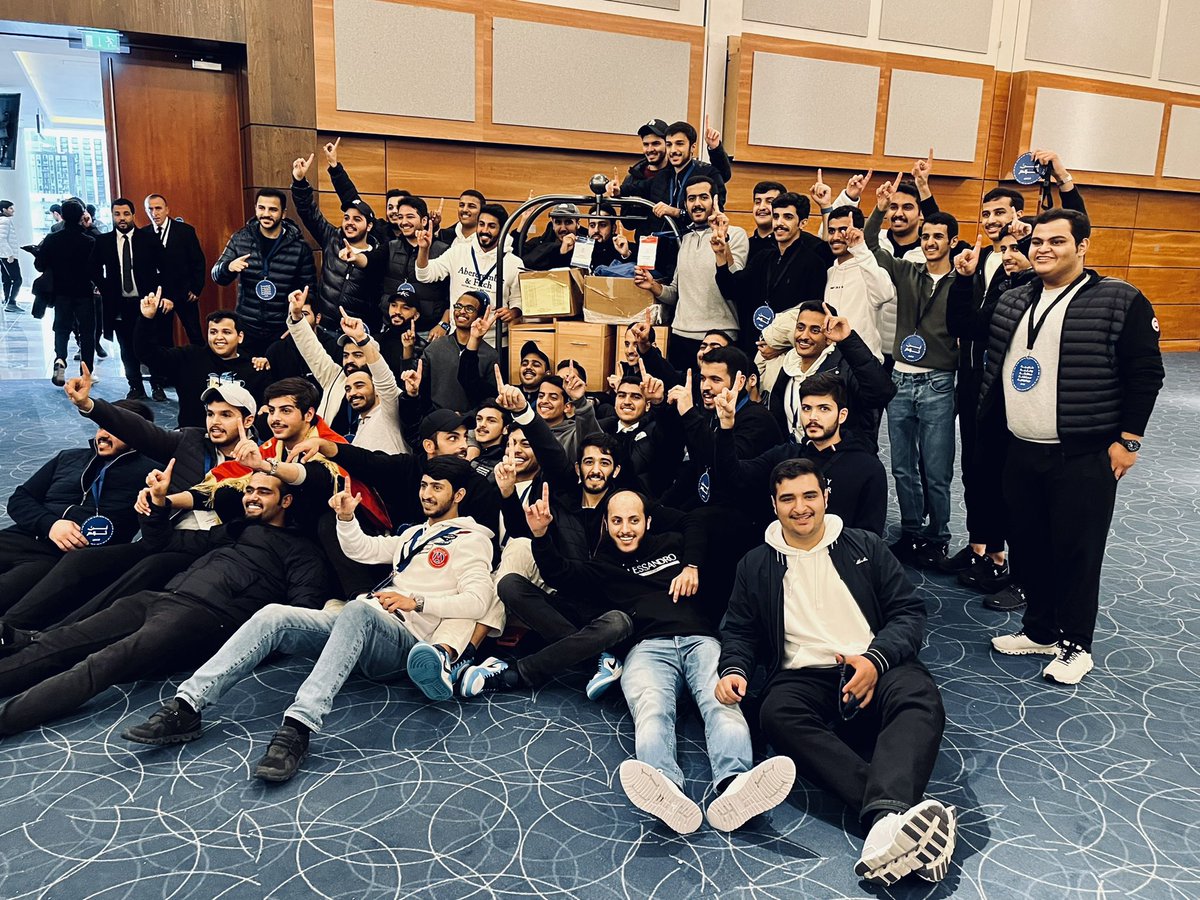 مـعـقـلي يـا مـعـقـلي 

لـن تُـزاح… قَسـماً بـربـي لـن تُـزاح 
لا ارتيـاح… حتـى إكتساح الإكتساح 

+808

أعلى فرق بتاريخ نقابة المملكة المتحدة 🔵🔥

#لن_تزاح 
#NUKS