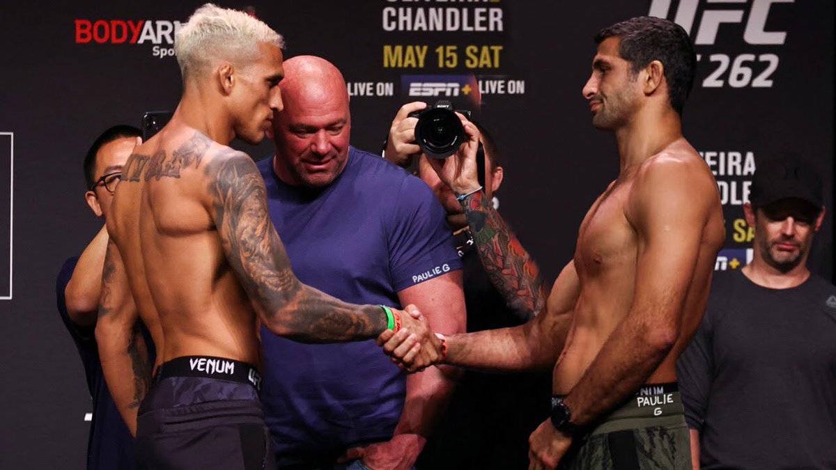 Rudeboy9977's tweet photo. Charles Oliveira vs Beneil Dariush for the No.1 contender. Winner gets a title shot after Islam vs. Volk #UFC280 #MMATwitter https://t.co/VBRFAKhOpa