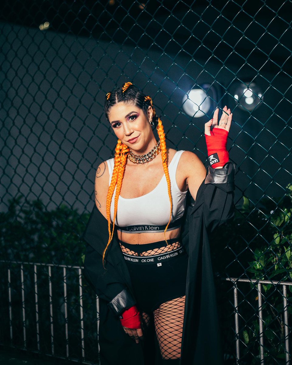 foquinha's tweet photo. Eu me entreguei e decretei K.O. 🗣 #HalloweenDaPabllo ontem homenageando um dos maiores (e primeiros) hits da mami @pabllovittar ❤️‍🔥

📸 @Viniciuscostaph 

#Halloween https://t.co/eZJM30fuxU