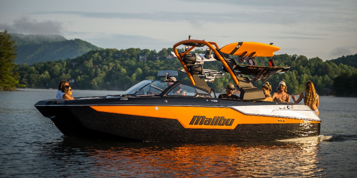 Ultra-premium has never looked better. 🙌 #M220 #MalibuBoats #TheTruthIsOnTheWater