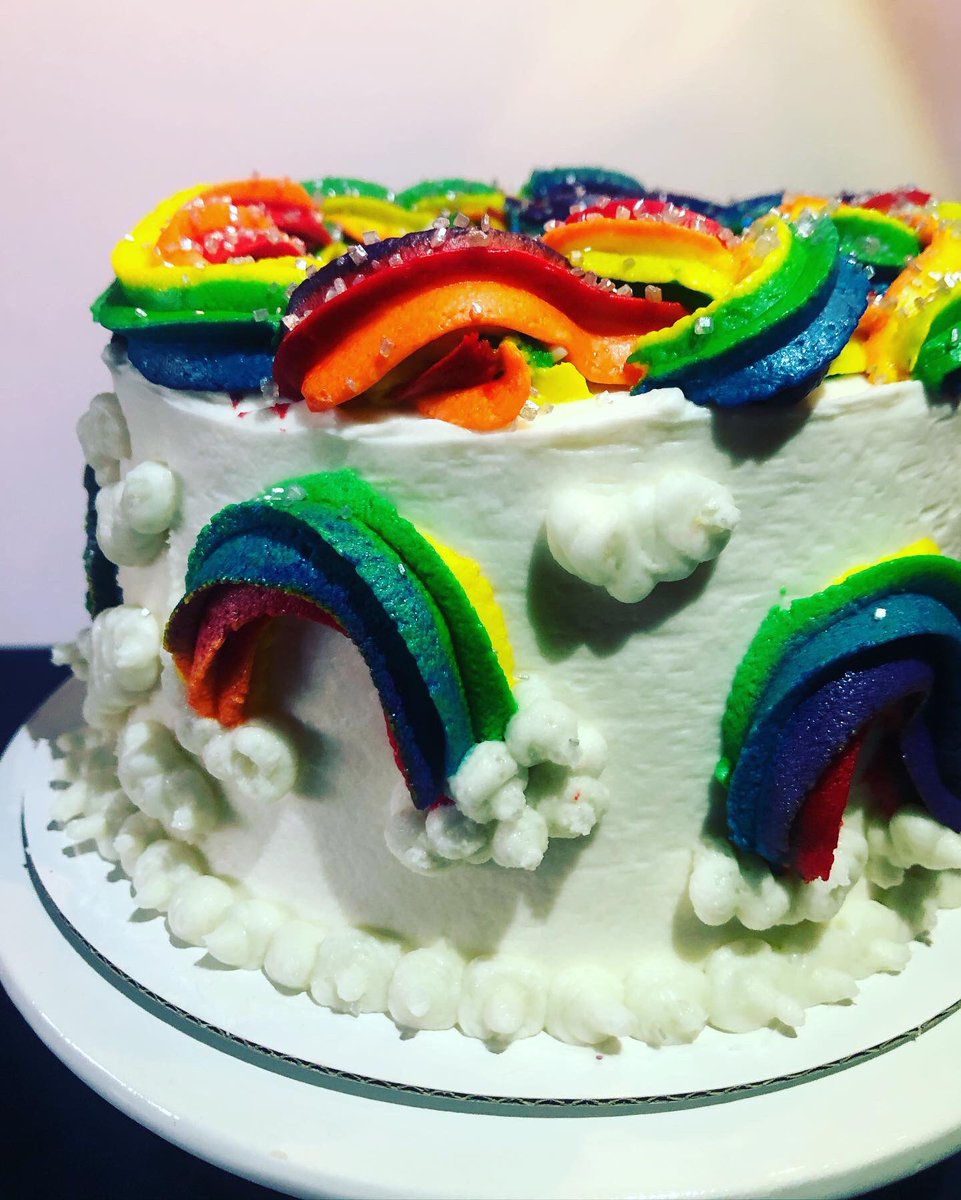 BerryingHatchet's tweet photo. I could not be happier with how this rainbow cake turned out! A special order for a very special four year old. https://t.co/QlWecY41ak