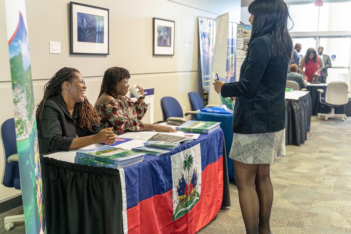 NAAHPHaiti's tweet photo. Itโs time to connect, build and grow!
Join the ultimate conference high level networking where you would make valuable connections for growth.
.
https://t.co/dlNwd1iAaz
.
#naahp #naahpconf22 #naahpconference #professionalconference #haitianprofessionals #professionalsummit https://t.co/NSKcuMdB2a