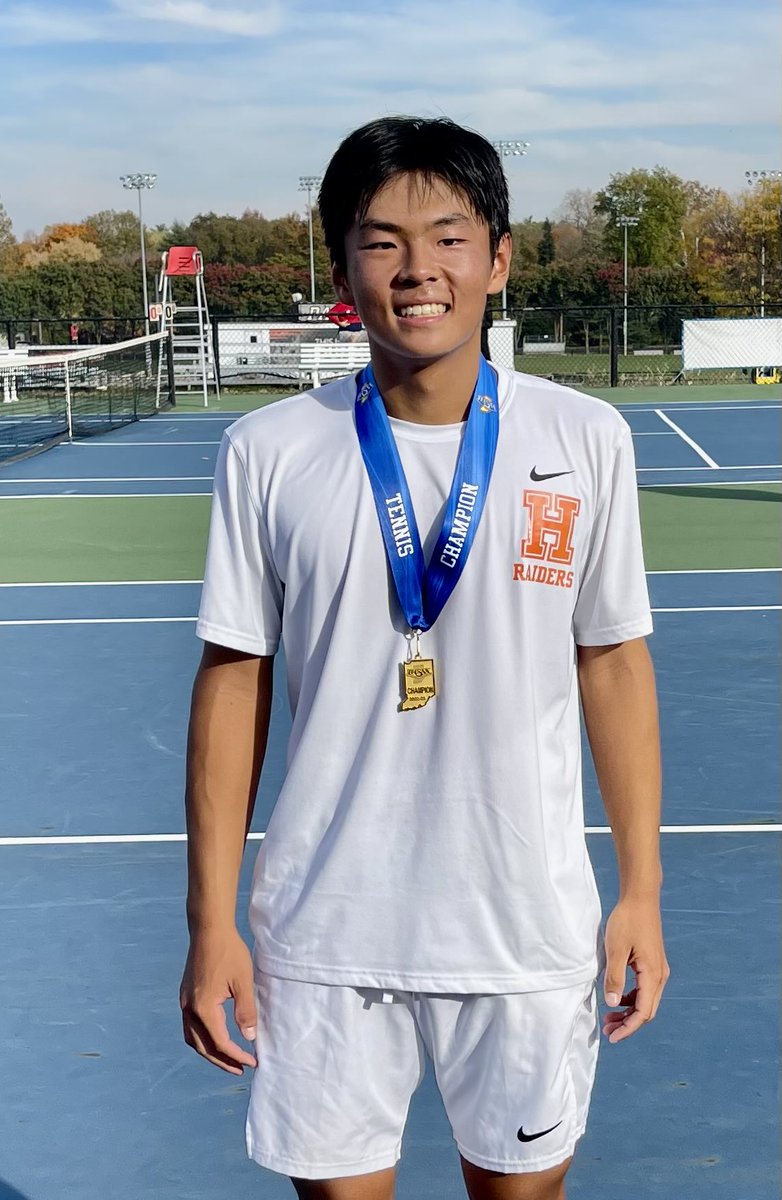 IHSAA1's tweet photo. Congratulations to Aaron Gu, the first Harrison Raiders tennis player to win the #IHSAA Boys Singles State Championship! Aaron completed a perfect 30-0 season with his 6-4, 6-4 victory today!
🏆🥇🎾🔥🟠🔵 ⁦@RaiderUpdates⁩ ⁦@IHSTeCA⁩ https://t.co/ESqQ2cva7o