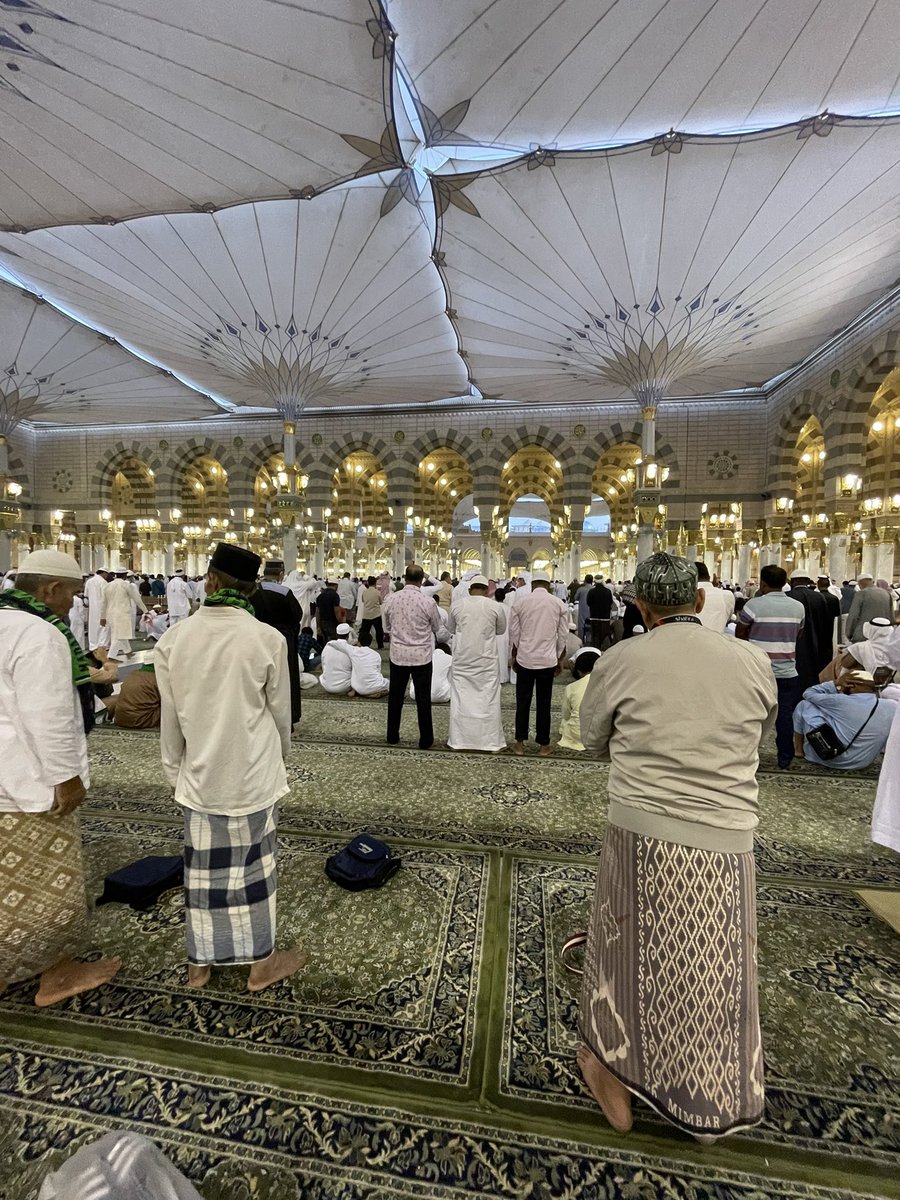 big_s22's tweet photo. Medina dump 🇸🇦 https://t.co/qegQSy2luS