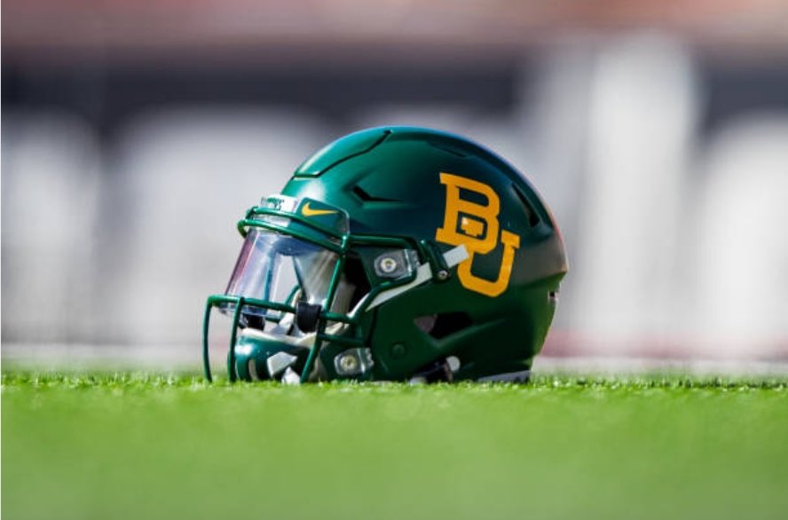 Blessed to receive a offer from Baylor University🟢 <a href="/jordanblack78/">Jordan Black</a> <a href="/tyrone24/">Tyrone Smith</a> <a href="/CoachMac_FBCA/">Coach Mac</a> <a href="/Dminor400/">Deon Minor</a> @coachkcurtis <a href="/BUFootball/">Baylor Football</a>