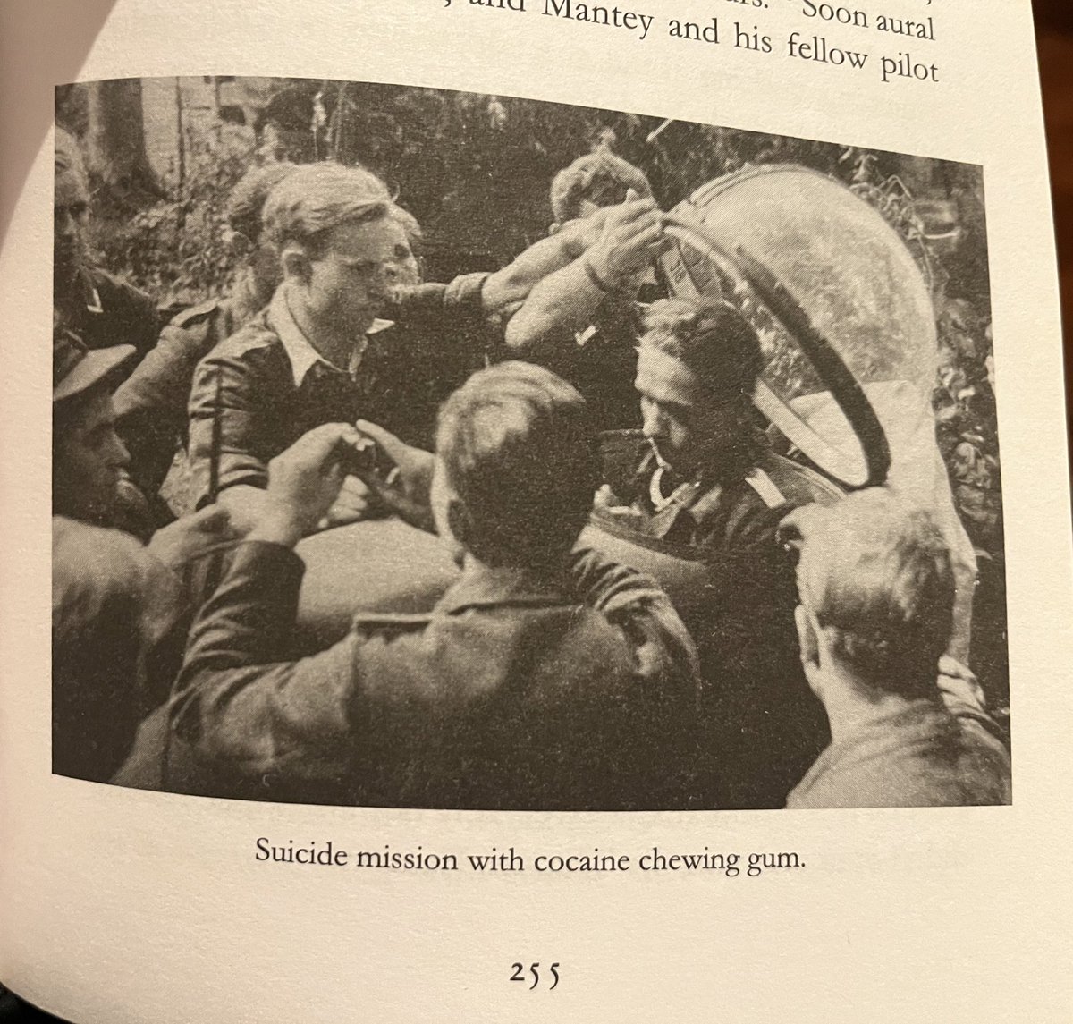 jeanmaudit's tweet photo. Qué horror:
📖 Norman Ohler - Blitzed https://t.co/Hv4TcXL6nP