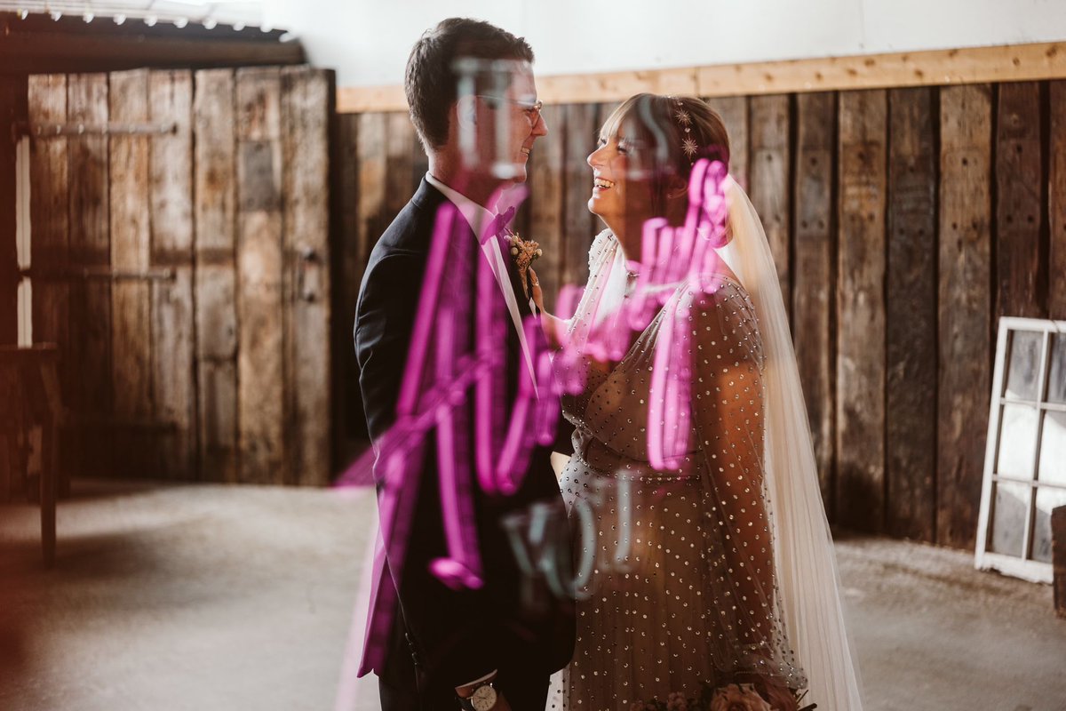 07Pestera's tweet photo. I got married yesterday. It was pretty special. 

📍Owens House Wedding Barn https://t.co/EkYpg72ZiL