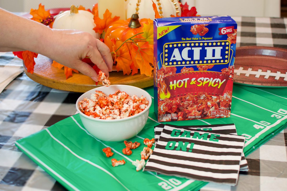 acherrywife's tweet photo. #ad It’s homegating season and I have just the winning additions to wow your tastebuds!
Click my link below to read about @sabra @rolandfoods #ACTII @BanquetMeals
#sabrahummus #rolandfoods #theworldatyourtable #ACTII #banquetMEGA @babbleboxxofficial https://t.co/8eH2iBce4P