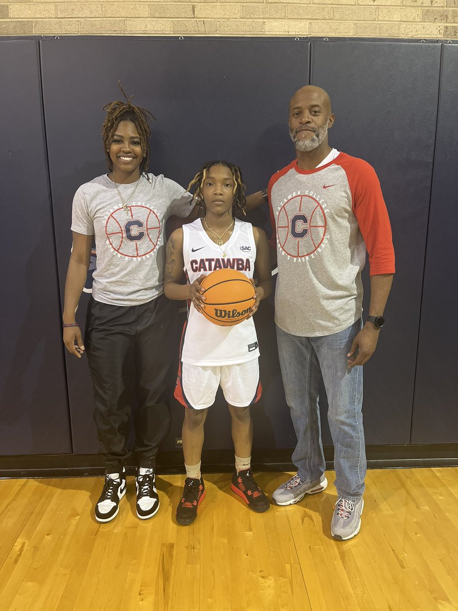 Nevaeh Farmer🏀⛹🏽‍♀️ tweet media